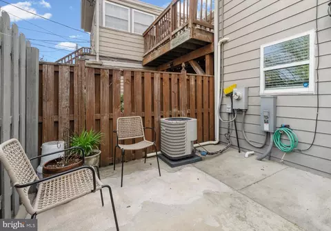 Exterior - 1452 Boyle St, Baltimore, MD 21230 photo 7 of 7