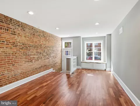 Living - 1703 Jackson St, Baltimore, MD 21230 photo 1 of 2