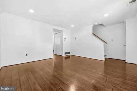 Living - 1021 N Central Ave, Baltimore, MD 21202 photo 3 of 4