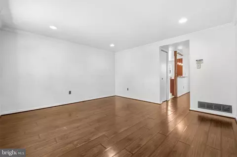 Living - 1021 N Central Ave, Baltimore, MD 21202 photo 1 of 4