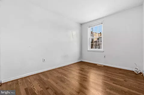 Bedroom - 1021 N Central Ave, Baltimore, MD 21202 photo 3 of 6