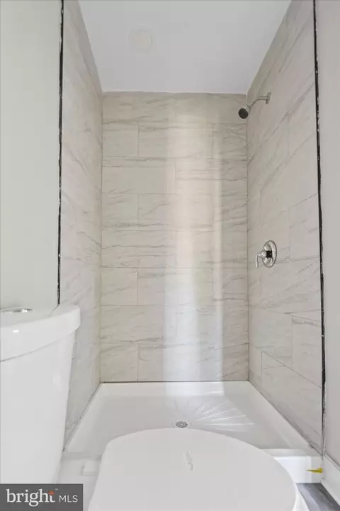Bath - 3307 Bateman Ave, Baltimore, MD 21216 photo 1 of 5