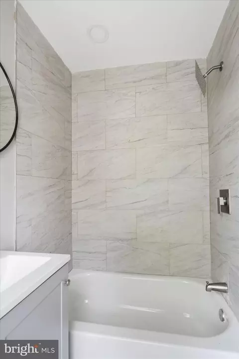 Bath - 3307 Bateman Ave, Baltimore, MD 21216 photo 2 of 5