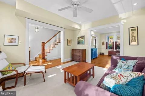 Living - 2905 Cresmont Ave, Baltimore, MD 21211 photo 1 of 1