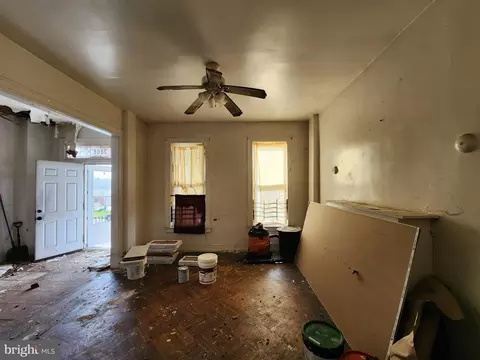 Living - 2808 Suffolk Ave, Baltimore, MD 21215 photo 2 of 2