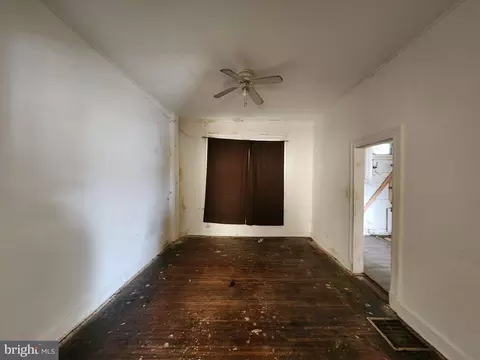 Living - 2808 Suffolk Ave, Baltimore, MD 21215 photo 1 of 2