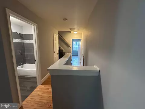 Entry Way - 105 S Monroe St, Baltimore, MD 21223 photo 5 of 7