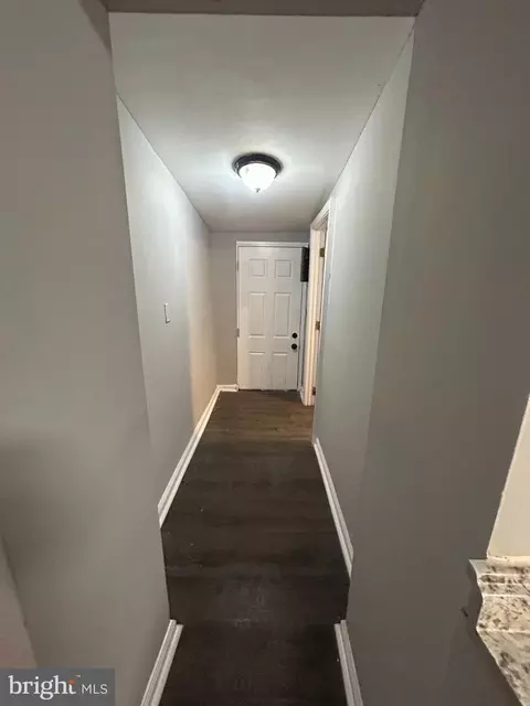 Entry Way - 105 S Monroe St, Baltimore, MD 21223 photo 3 of 7