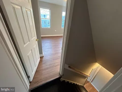 Entry Way - 105 S Monroe St, Baltimore, MD 21223 photo 7 of 7