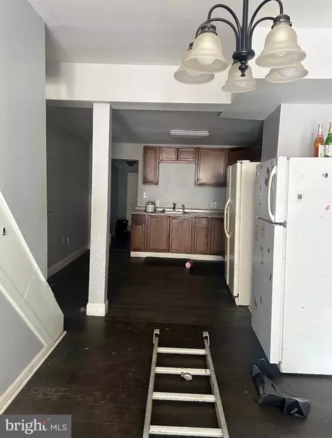 105 S Monroe St, Baltimore, MD 21223 photo 2