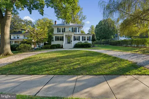 Exterior - 2111 Carterdale Rd, Baltimore, MD 21209 photo 2 of 9