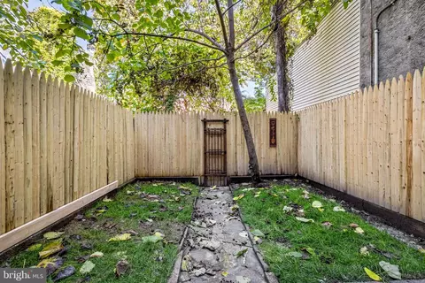 Exterior - 1731 Mcculloh St, Baltimore, MD 21217 photo 2 of 3