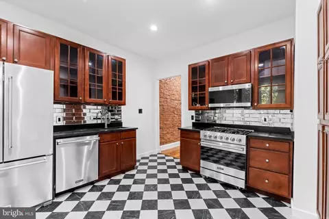 Kitchen - 1731 Mcculloh St, Baltimore, MD 21217 photo 3 of 5