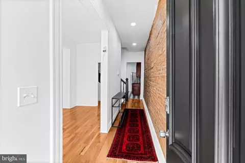 Entry Way - 1731 Mcculloh St, Baltimore, MD 21217 photo 2 of 6
