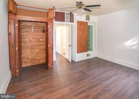 Bedroom - 1313 E Patapsco Ave, Brooklyn, MD 21225 photo 1 of 4