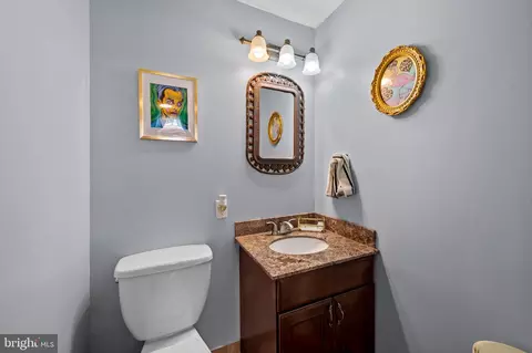Bath - 3657 Chestnut Ave, Baltimore, MD 21211 photo 1 of 2