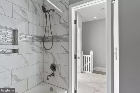 Entry Way - 1826 Chilton St, Baltimore, MD 21218 photo 5 of 6