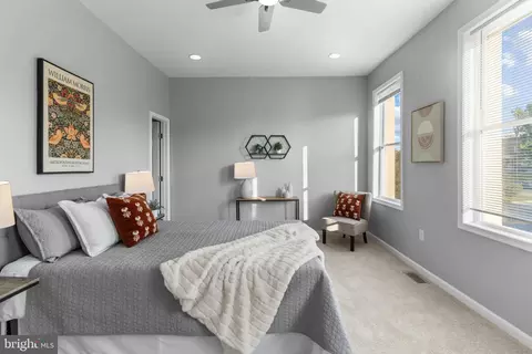 Bedroom - 1826 Chilton St, Baltimore, MD 21218 photo 5 of 7