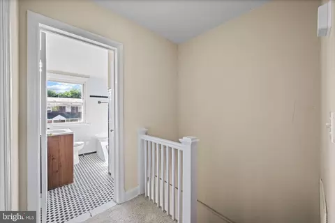 Entry Way - 3434 Mayfield Ave, Baltimore, MD 21213 photo 2 of 3
