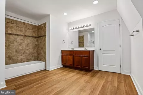 Entry Way - 3501 W Forest Park Ave, Baltimore, MD 21216 photo 6 of 6