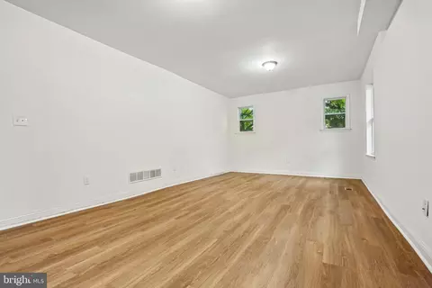Living - 3501 W Forest Park Ave, Baltimore, MD 21216 photo 5 of 8
