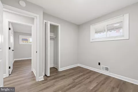 Entry Way - 5607 Knell Ave, Baltimore, MD 21206 photo 4 of 4