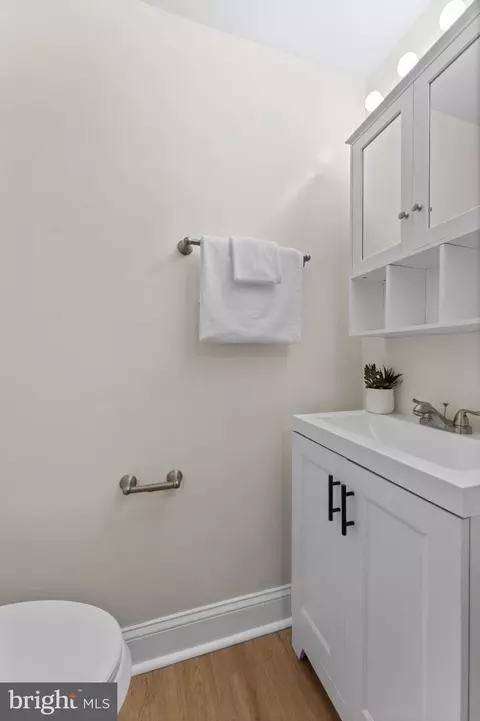 Bath - 5613 Moravia Rd, Baltimore, MD 21206 photo 1 of 5