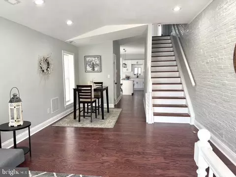 Entry Way - 2621 E Monument St, Baltimore, MD 21205 photo 2 of 4