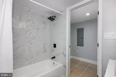Bath - 2621 E Monument St, Baltimore, MD 21205 photo 5 of 5