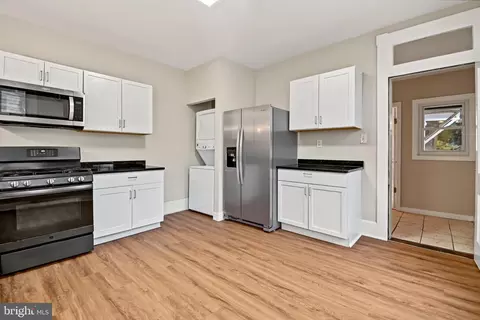 Kitchen - 3502 Hamilton Ave, Baltimore, MD 21214 photo 1 of 3