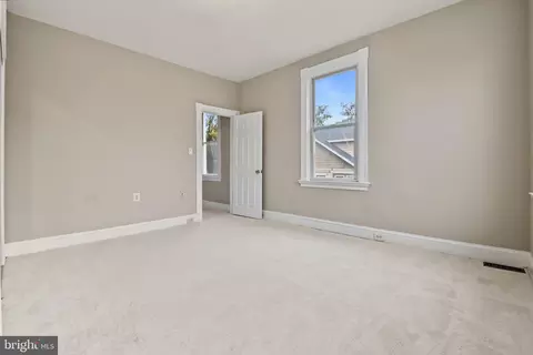 Bedroom - 3502 Hamilton Ave, Baltimore, MD 21214 photo 4 of 6