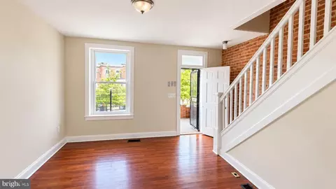 3525 Esther Pl, Baltimore, MD 21224 photo 2