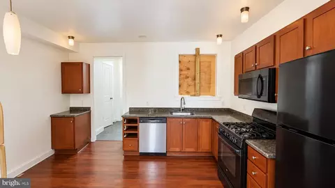 3525 Esther Pl, Baltimore, MD 21224 photo 4