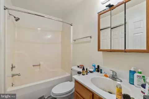 Bath - 425 N Eutaw St, Baltimore, MD 21201 photo 6 of 6