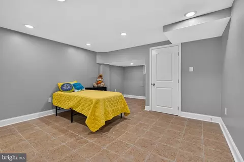 Bedroom - 1656 E 25th St, Baltimore, MD 21213 photo 6 of 8