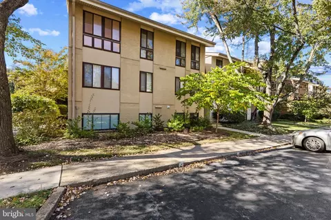 23 Hamill Rd #23E, Baltimore, MD 21210