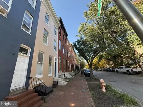 809 Hollins St, Baltimore, MD 21201 photo 3