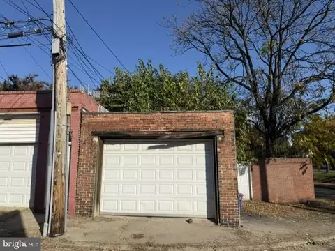 809 Hollins St, Baltimore, MD 21201 photo 4