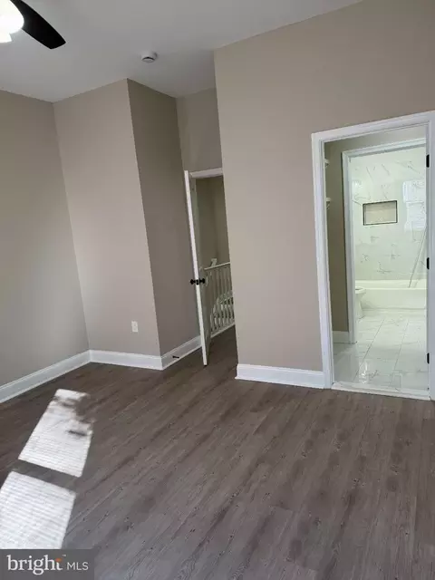 Entry Way - 1818 E Lafayette Ave, Baltimore, MD 21213 photo 7 of 8