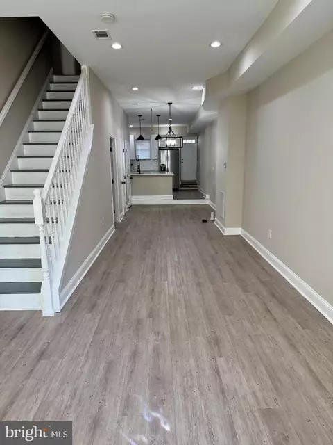 Entry Way - 1818 E Lafayette Ave, Baltimore, MD 21213 photo 1 of 8