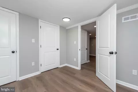 Entry Way - 3316 Cardenas Ave, Baltimore, MD 21213 photo 11 of 11