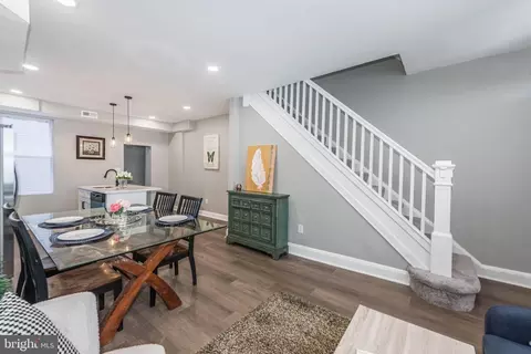 Entry Way - 3316 Cardenas Ave, Baltimore, MD 21213 photo 2 of 11