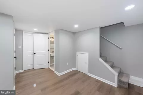 Entry Way - 3316 Cardenas Ave, Baltimore, MD 21213 photo 9 of 11