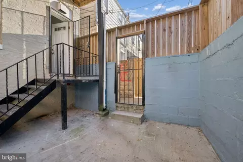 Exterior - 3512 Mount Pleasant Ave, Baltimore, MD 21224 photo 3 of 4