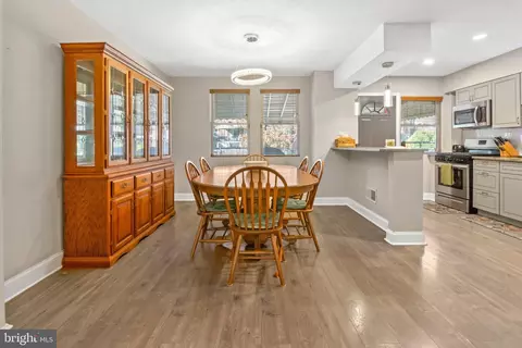 Dining - 1514 E 36th St, Baltimore, MD 21218 photo 3 of 3