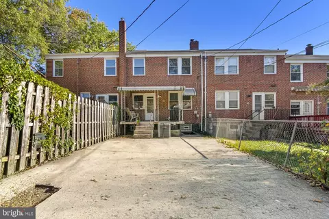 Exterior - 1514 E 36th St, Baltimore, MD 21218 photo 4 of 5