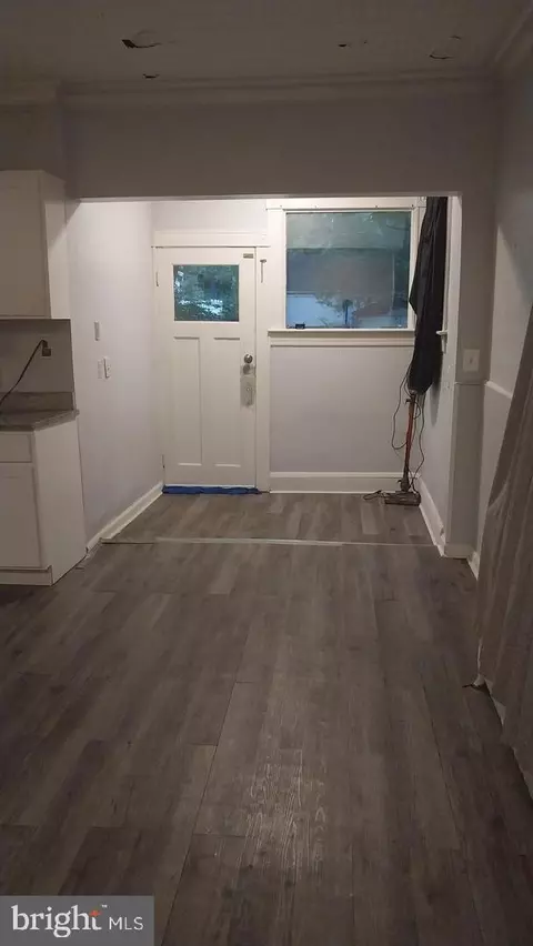 Entry Way - 2906 Grindon Ave, Baltimore, MD 21214 photo 8 of 8