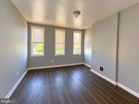 2413 E Biddle St, Baltimore, MD 21213 photo 6