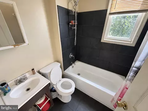 2413 E Biddle St, Baltimore, MD 21213 photo 7