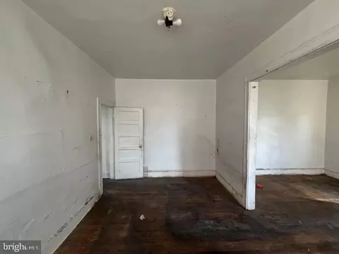 Living - 611 Cator Ave, Baltimore, MD 21218 photo 4 of 4